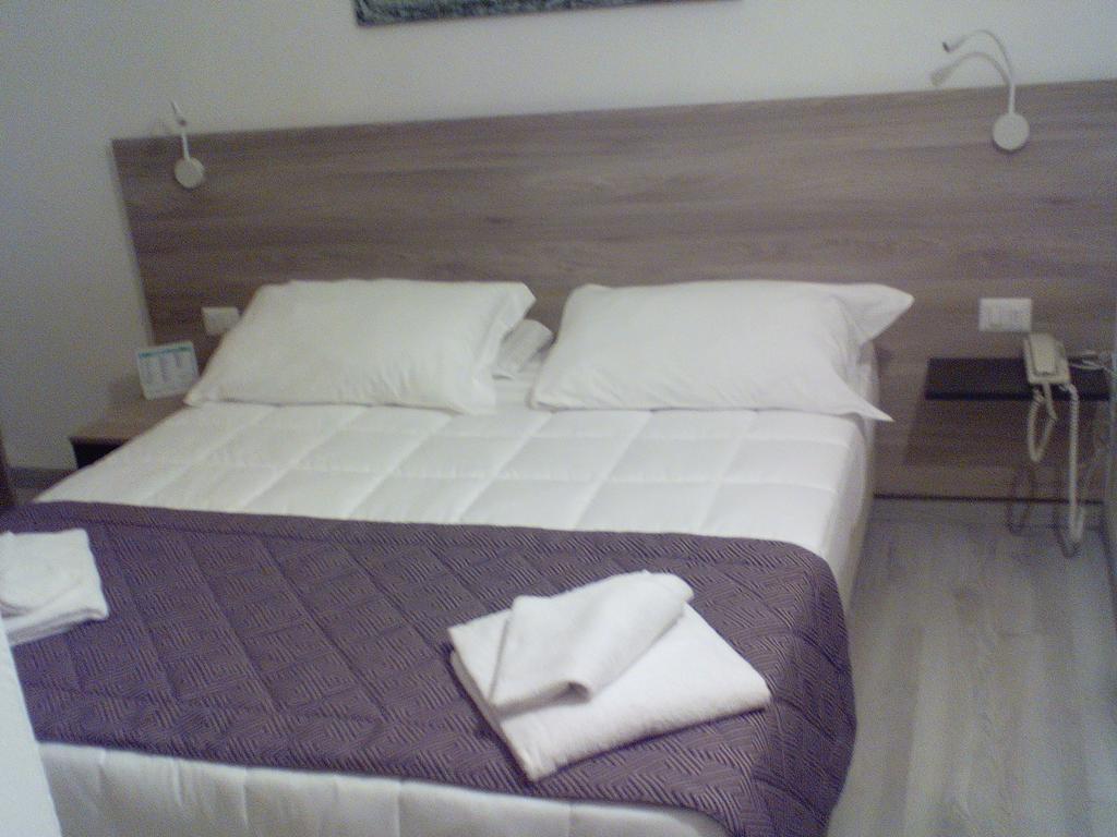 Hotel Citta' Ливорно Екстериор снимка