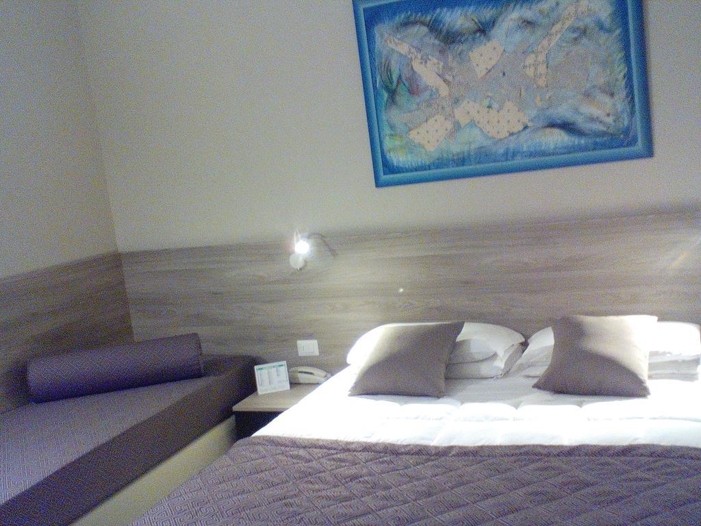 Hotel Citta' Ливорно Екстериор снимка