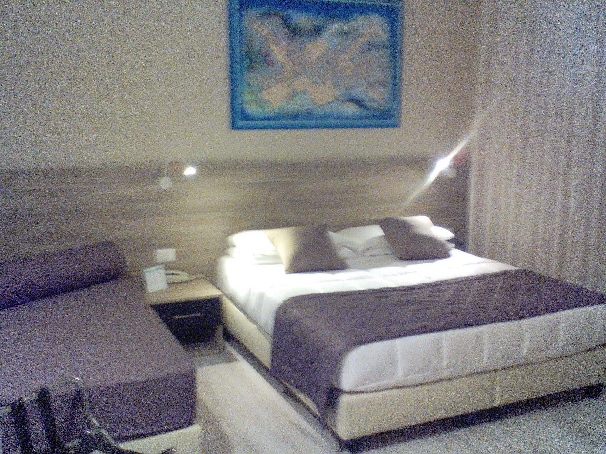 Hotel Citta' Ливорно Екстериор снимка
